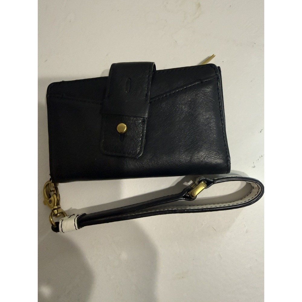 Fossil Lainie Clutch Wallet Slim Bifold Snap Strap Black Pebbled Leather Lainie